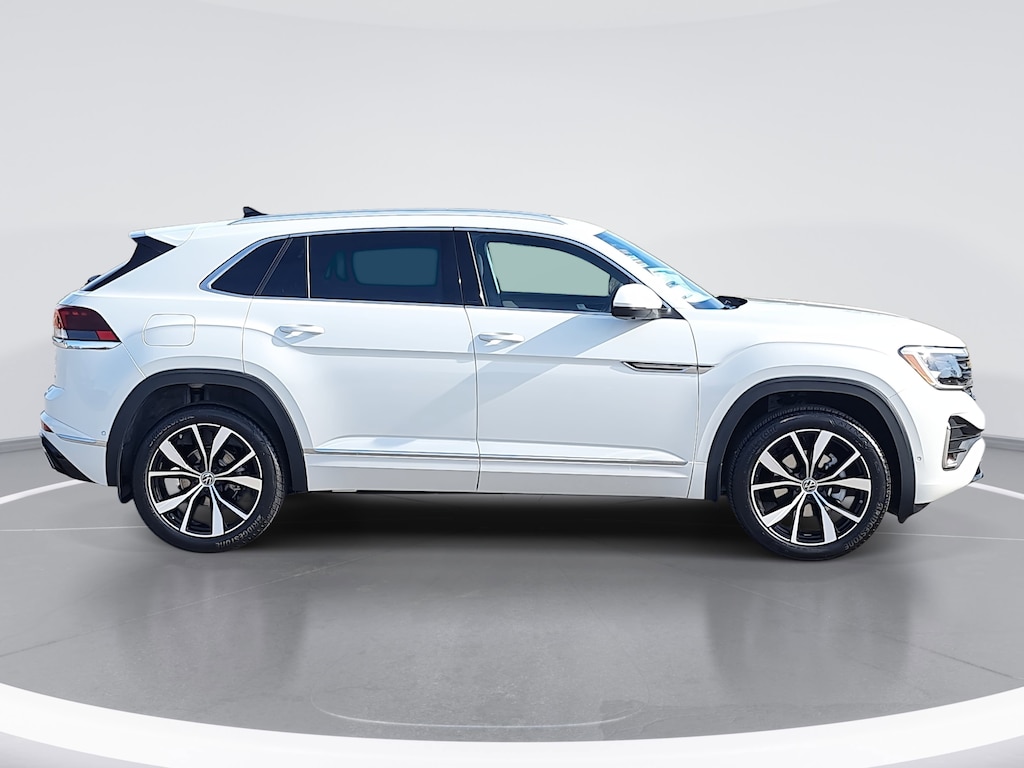 New 2026 Volkswagen Atlas Cross Sport 2.0T SEL Premium R-Line SUV