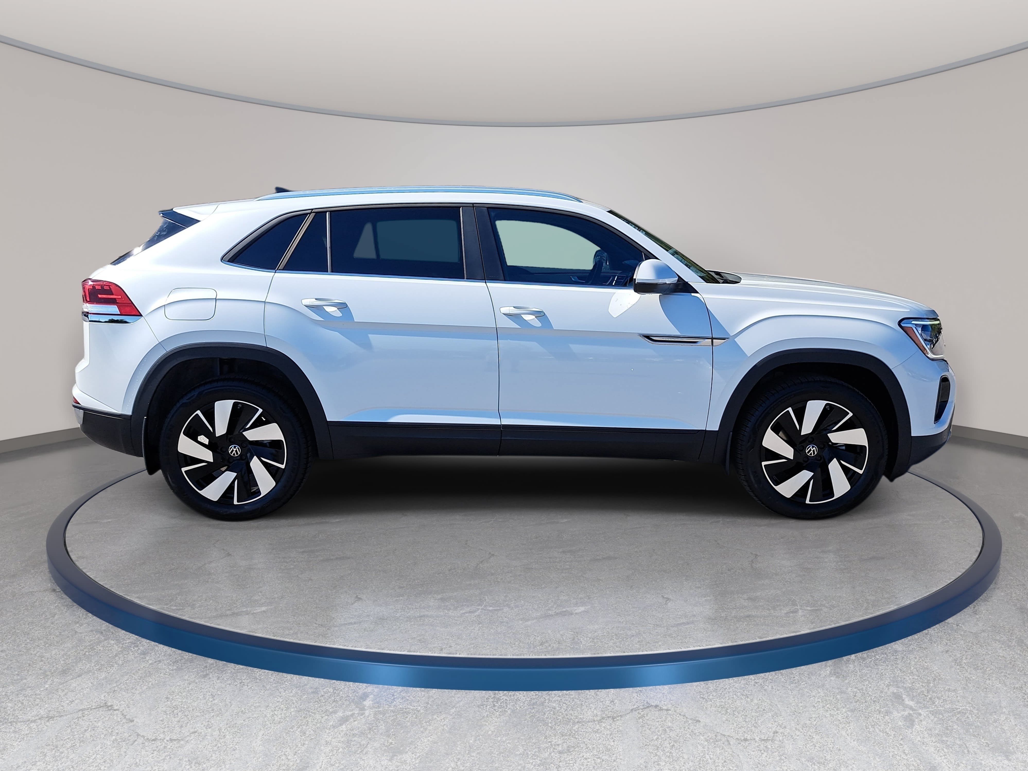 New 2026 Volkswagen Atlas Cross Sport SE w/Technology SUV