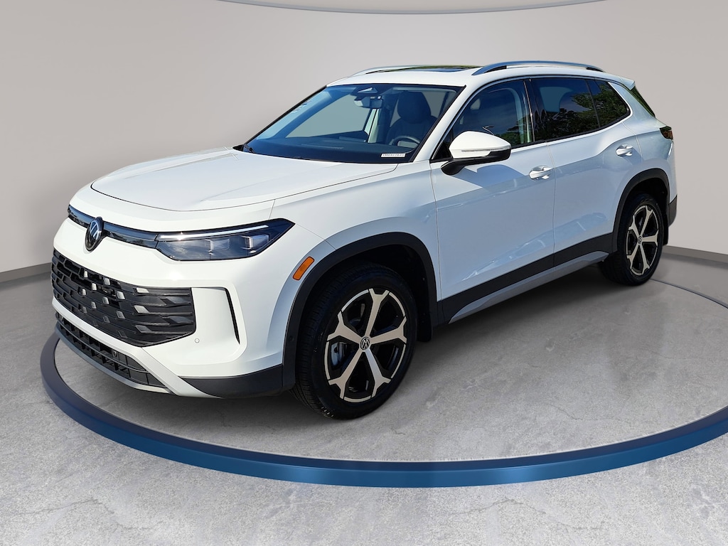New 2026 Volkswagen Tiguan 2.0T SE SUV
