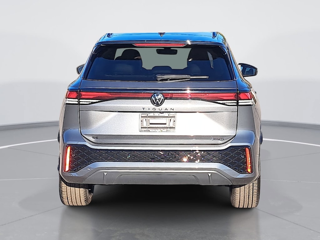 New 2026 Volkswagen Tiguan 2.0T SE R-Line Black SUV