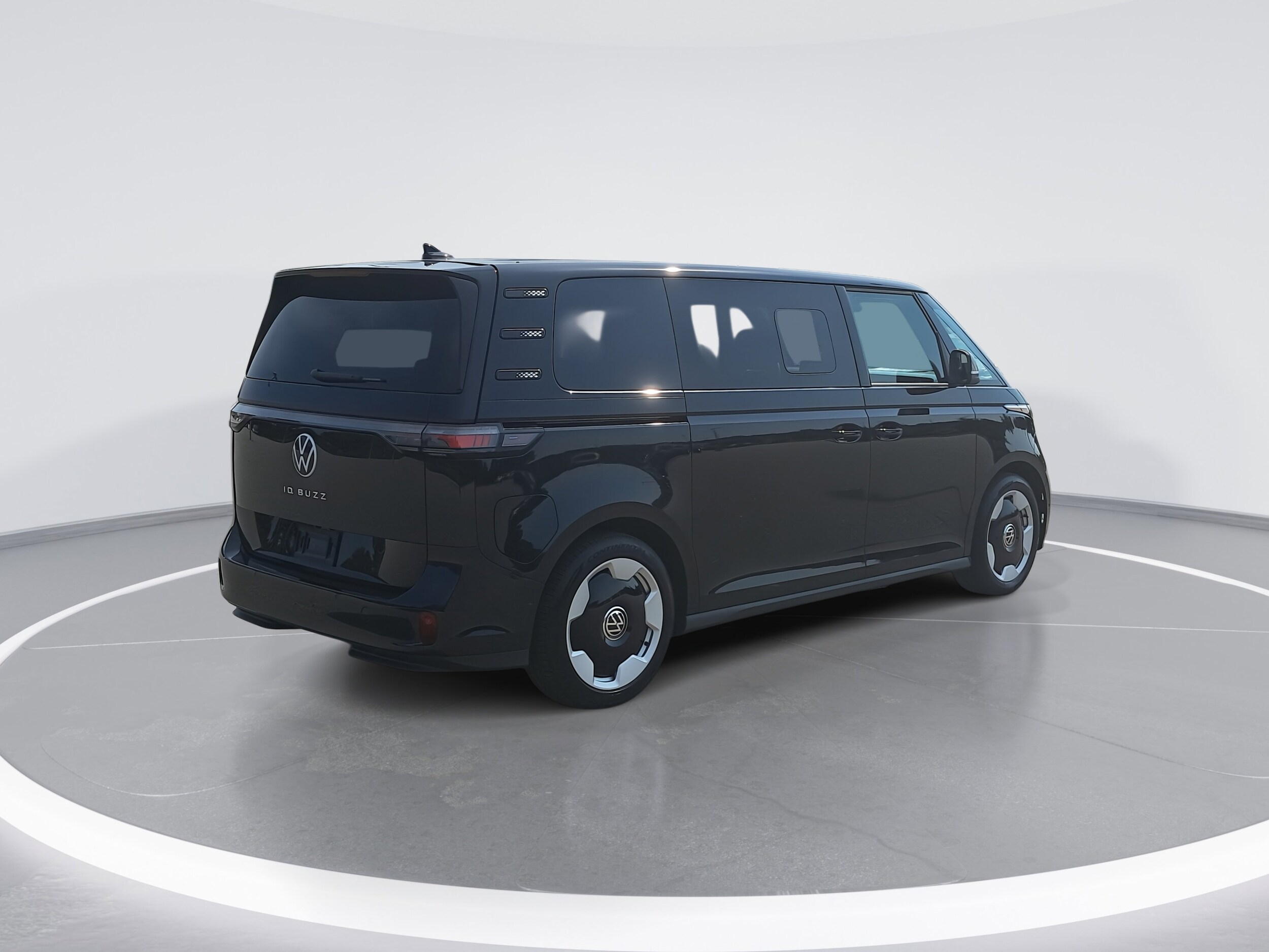 2025 Volkswagen ID. Buzz Pro S photo 3