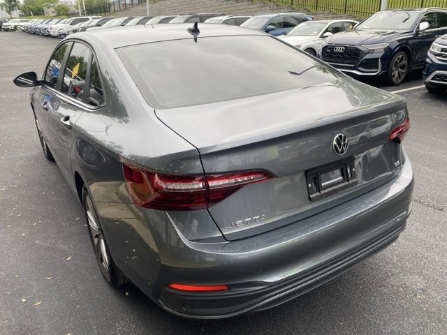 2024 Volkswagen Jetta 1.5T SE photo 3
