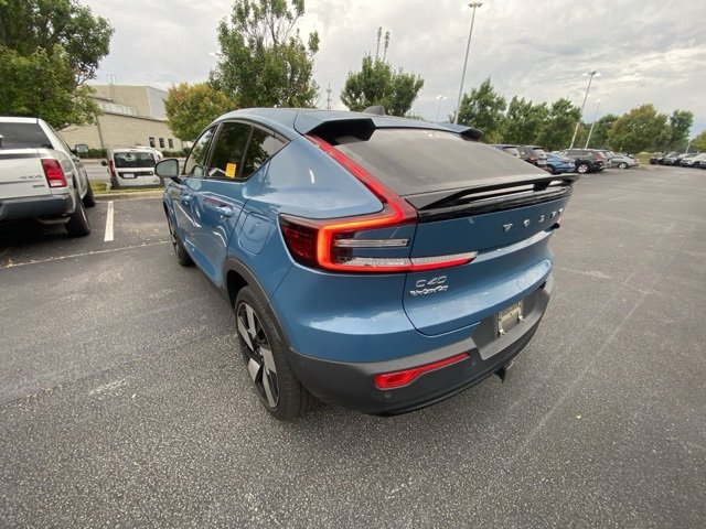 2023 Volvo C40 Recharge Ultimate photo 3