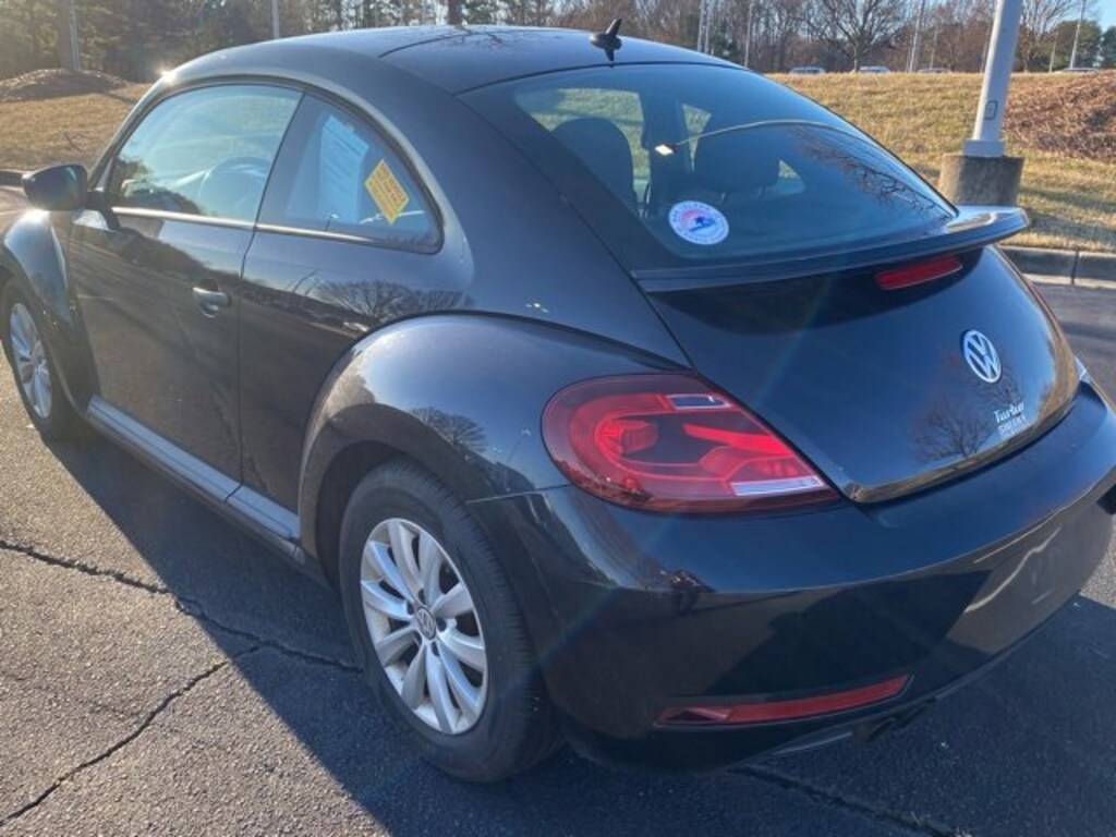 Used 2018 Volkswagen Beetle 2.0T S Hatchback