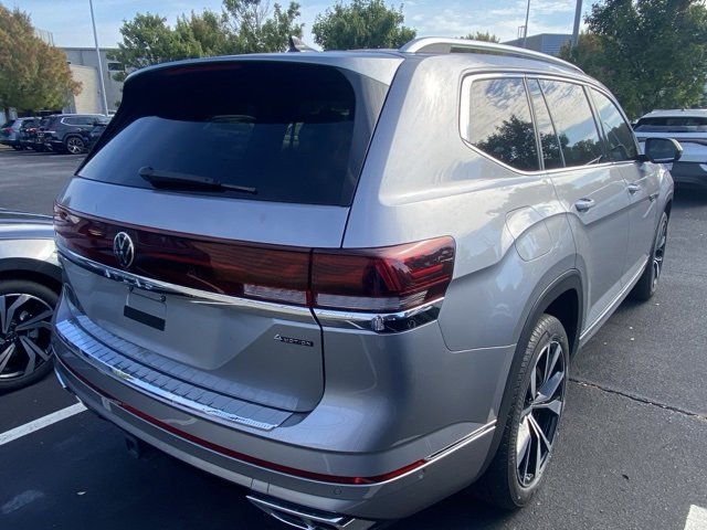 2024 Volkswagen Atlas SEL Premium R-Line photo 4
