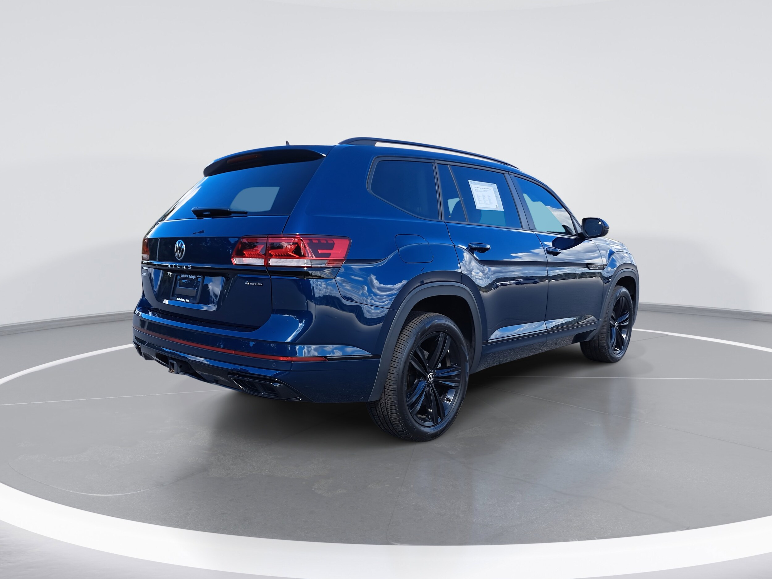 2023 Volkswagen Atlas V6 SEL R-Line photo 3