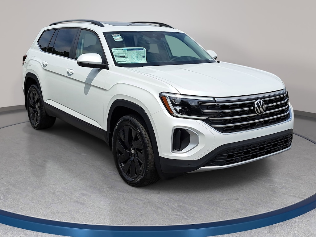 New 2026 Volkswagen Atlas SE w/Technology SUV