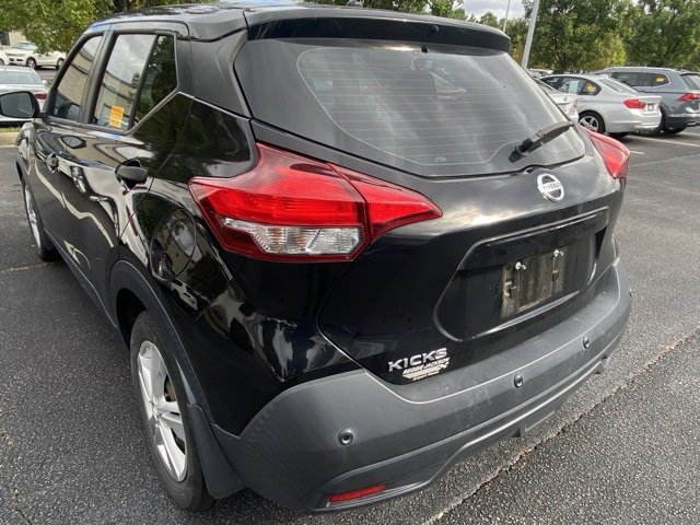 2020 Nissan Kicks S photo 3