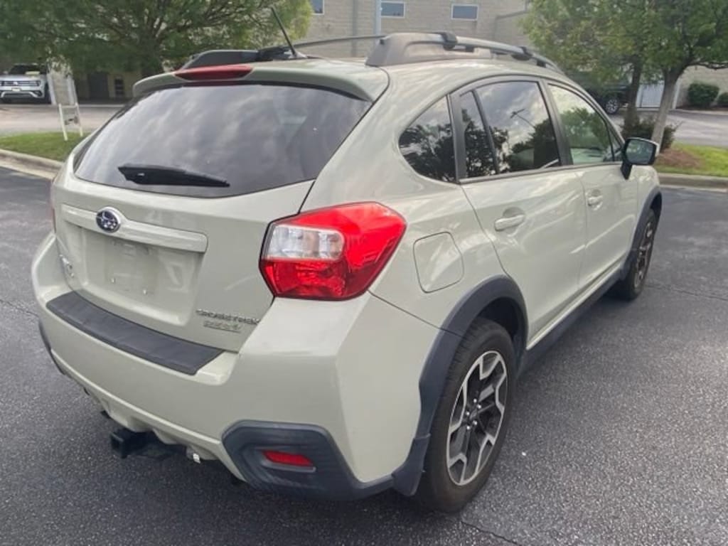 Used 2017 Subaru Crosstrek 2.0i Premium SUV