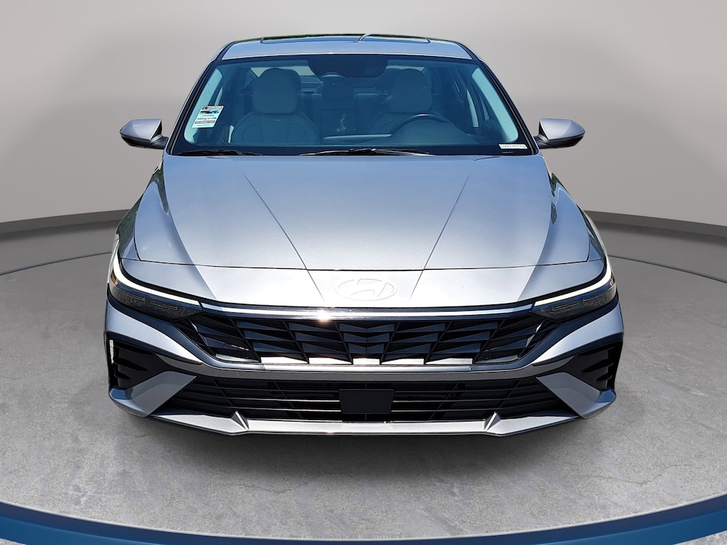 Used 2025 Hyundai Elantra Limited Sedan