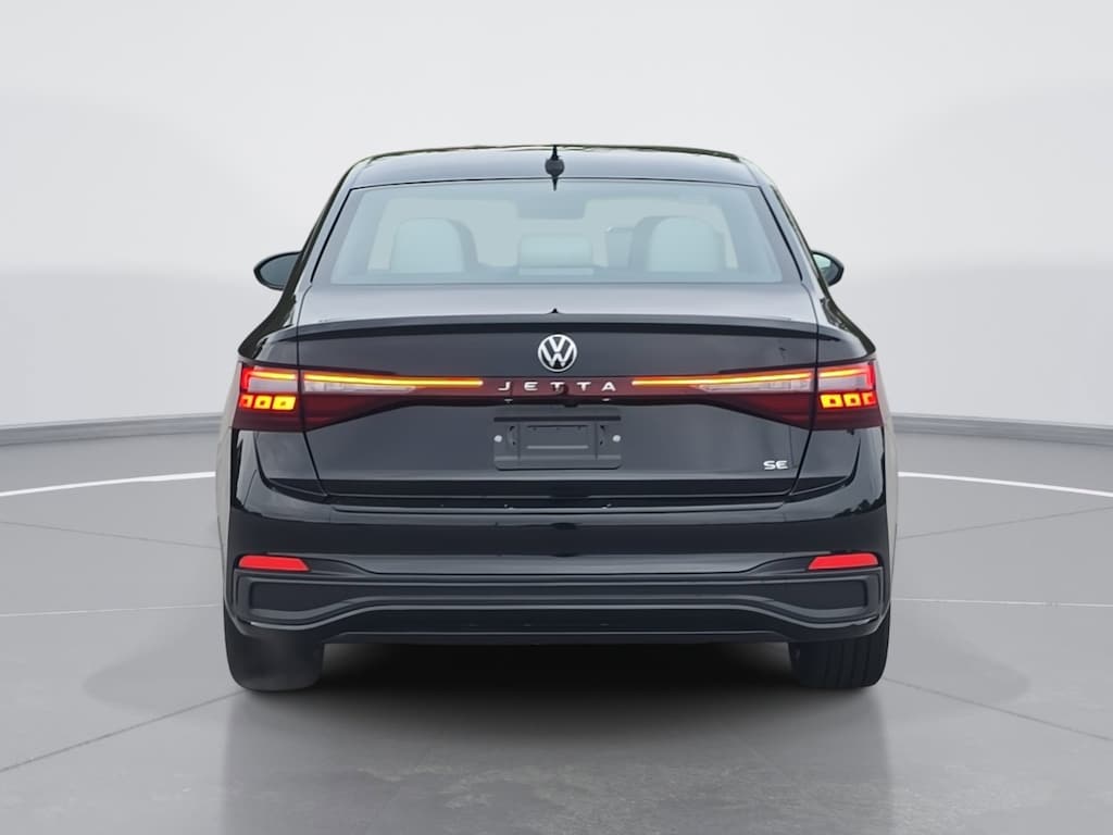 New 2026 Volkswagen Jetta 1.5T SE Sedan