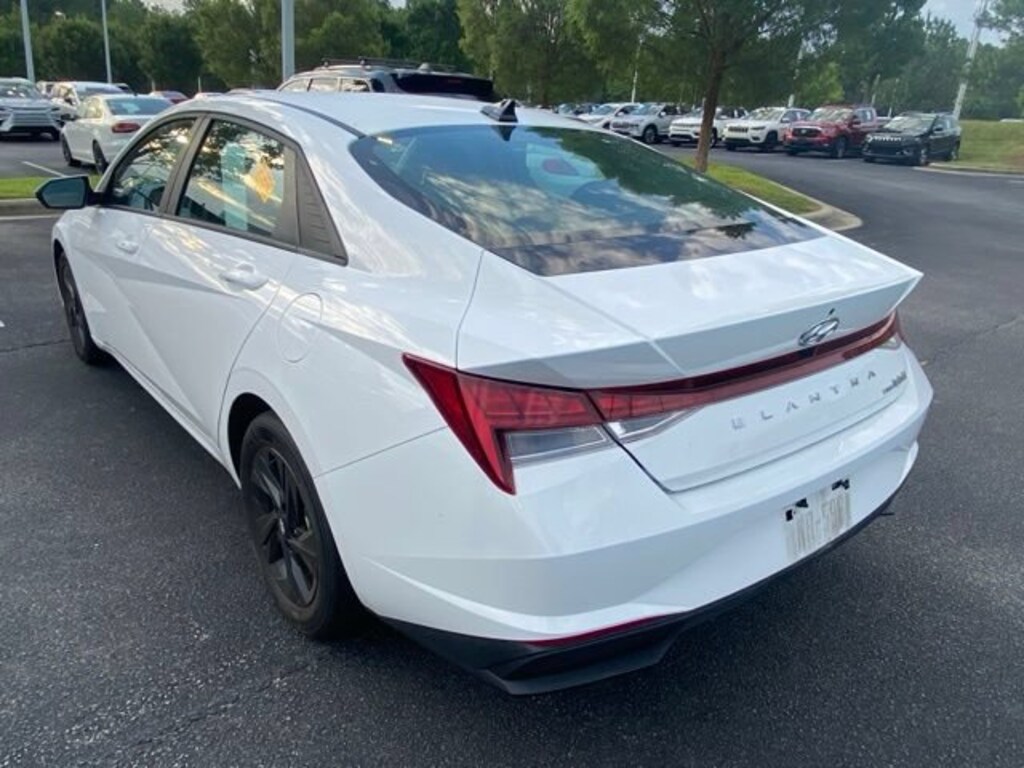Used 2023 Hyundai Elantra HEV Blue Sedan