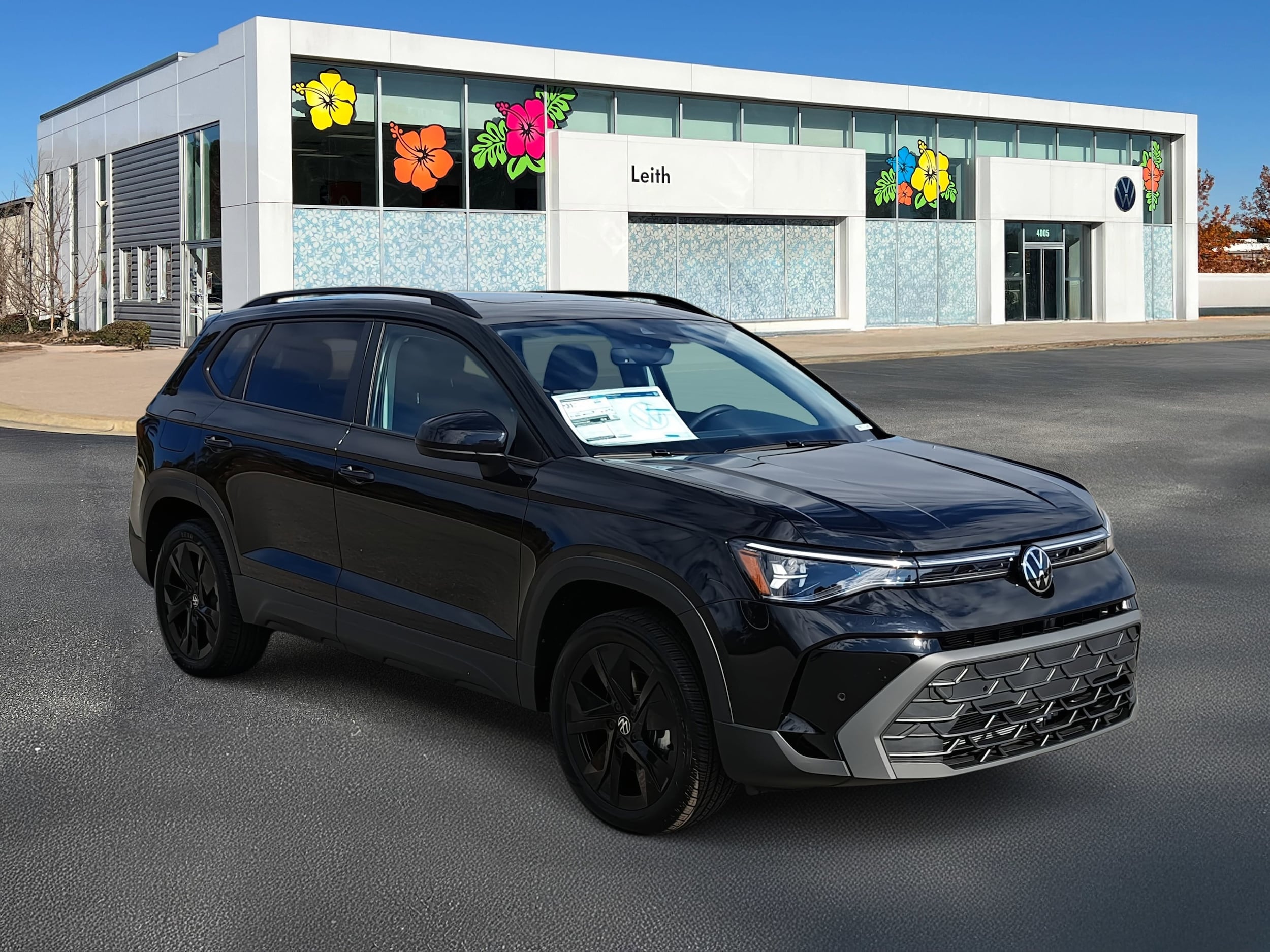 2026 Volkswagen Taos SE Black's photo