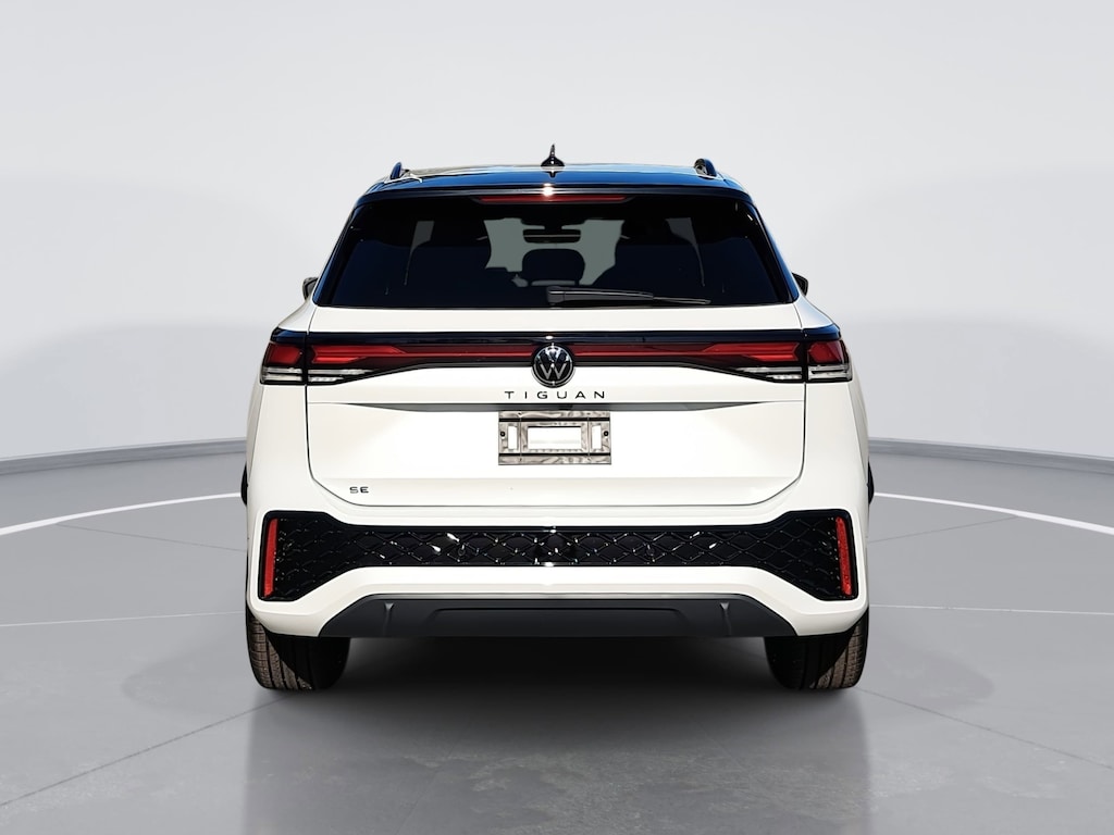 New 2026 Volkswagen Tiguan 2.0T SE R-Line Black SUV