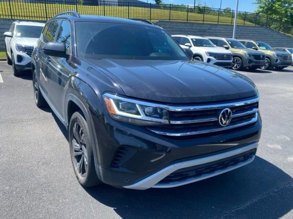 Used 2023 Volkswagen Atlas 3.6L V6 SE w/Technology SUV