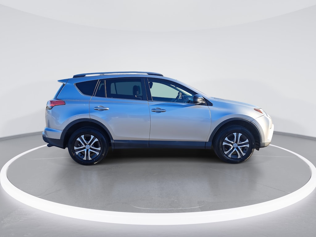 Used 2017 Toyota RAV4 LE SUV