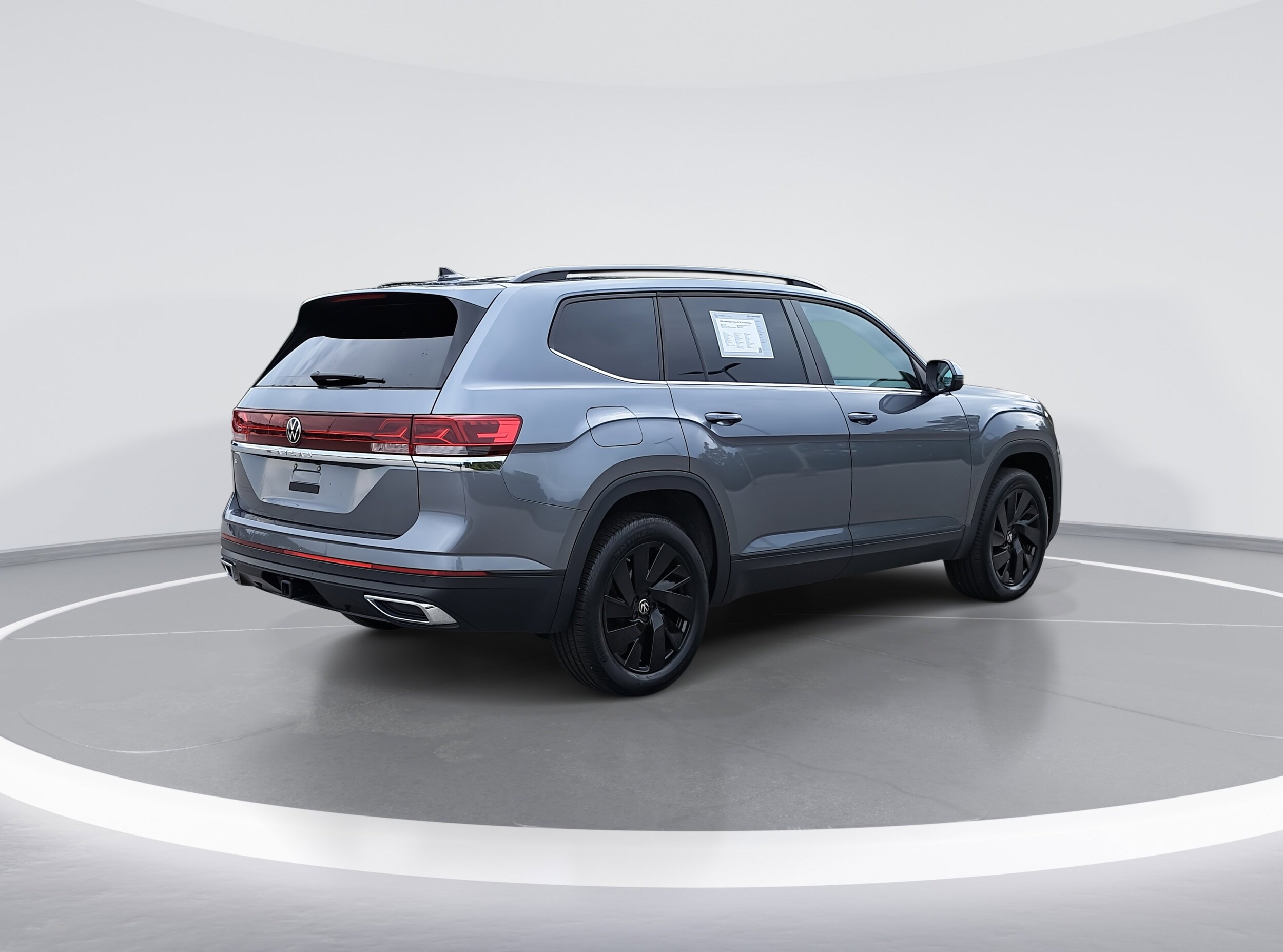 2025 Volkswagen Atlas SE Technology photo 2