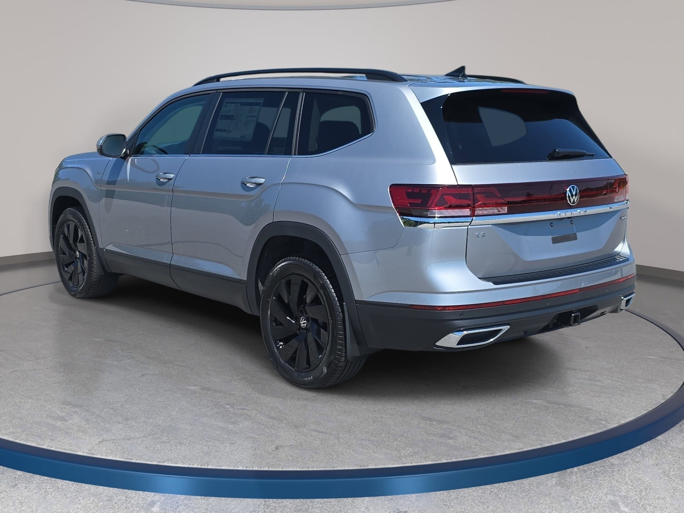 2026 Volkswagen Atlas SE w/Tech - Photo 7