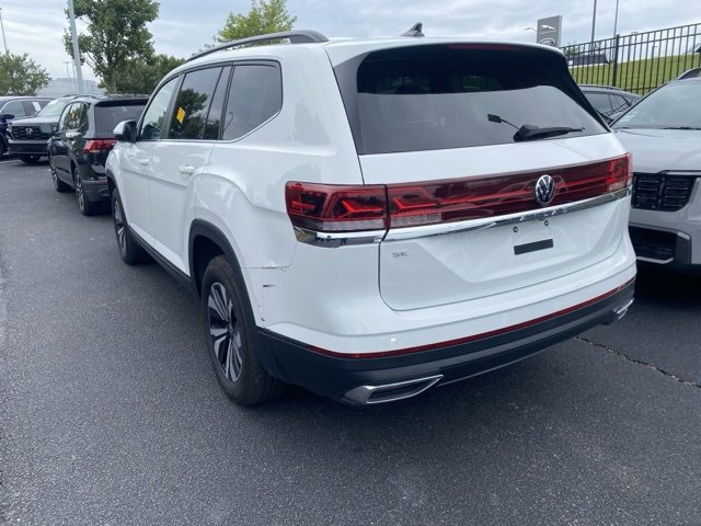 2024 Volkswagen Atlas SE photo 3