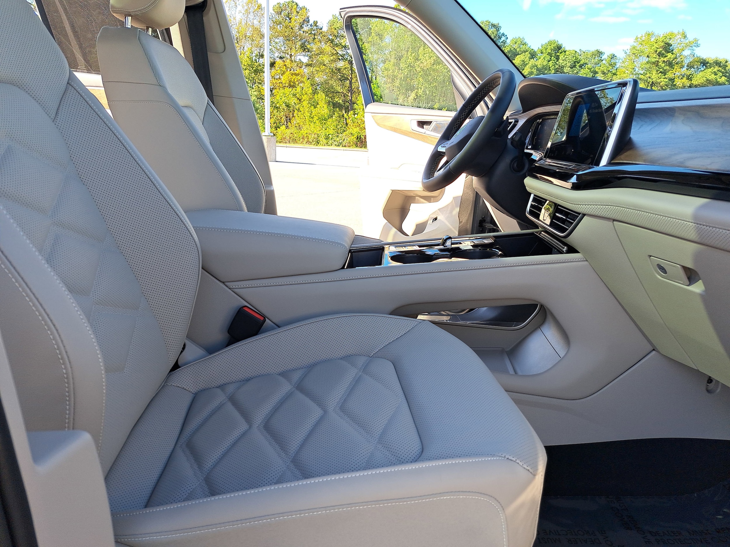 2026 Volkswagen Atlas SE w/Tech - Photo 10