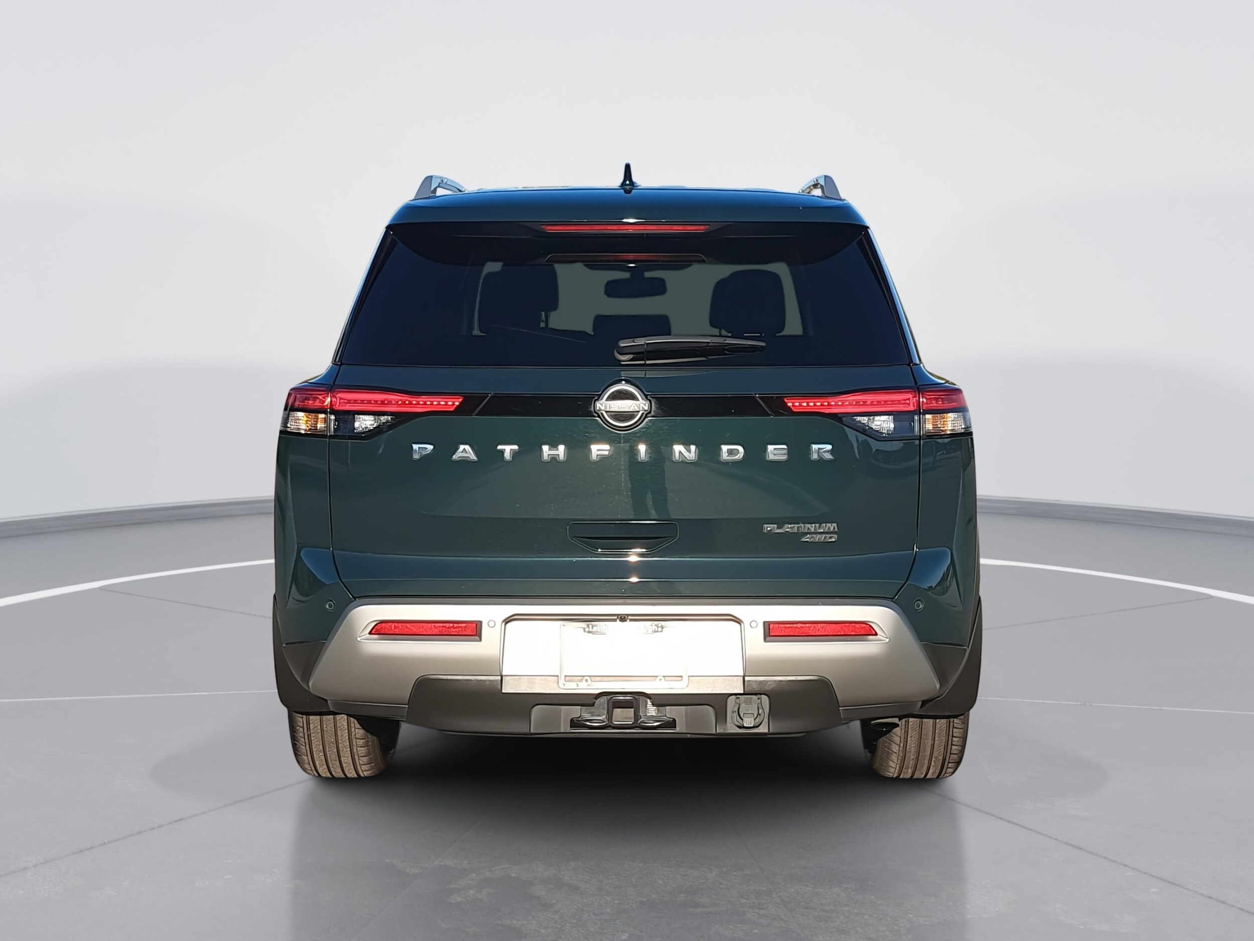 2022 Nissan Pathfinder Platinum photo 4