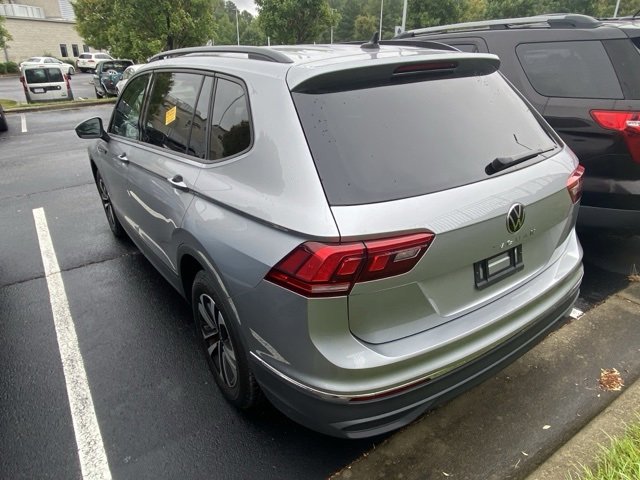 2023 Volkswagen Tiguan S photo 2