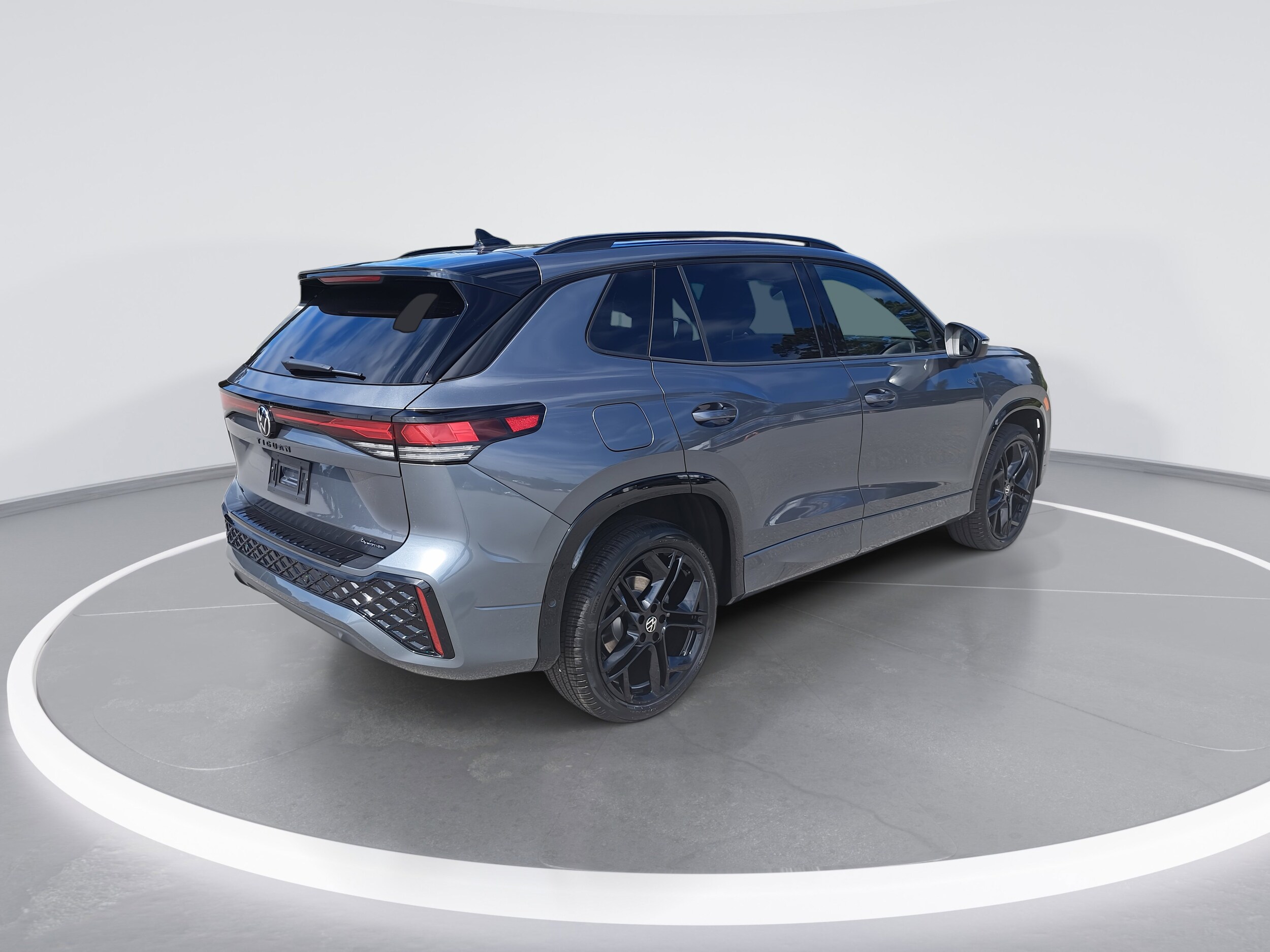 2025 Volkswagen Tiguan SE R-Line Black photo 3