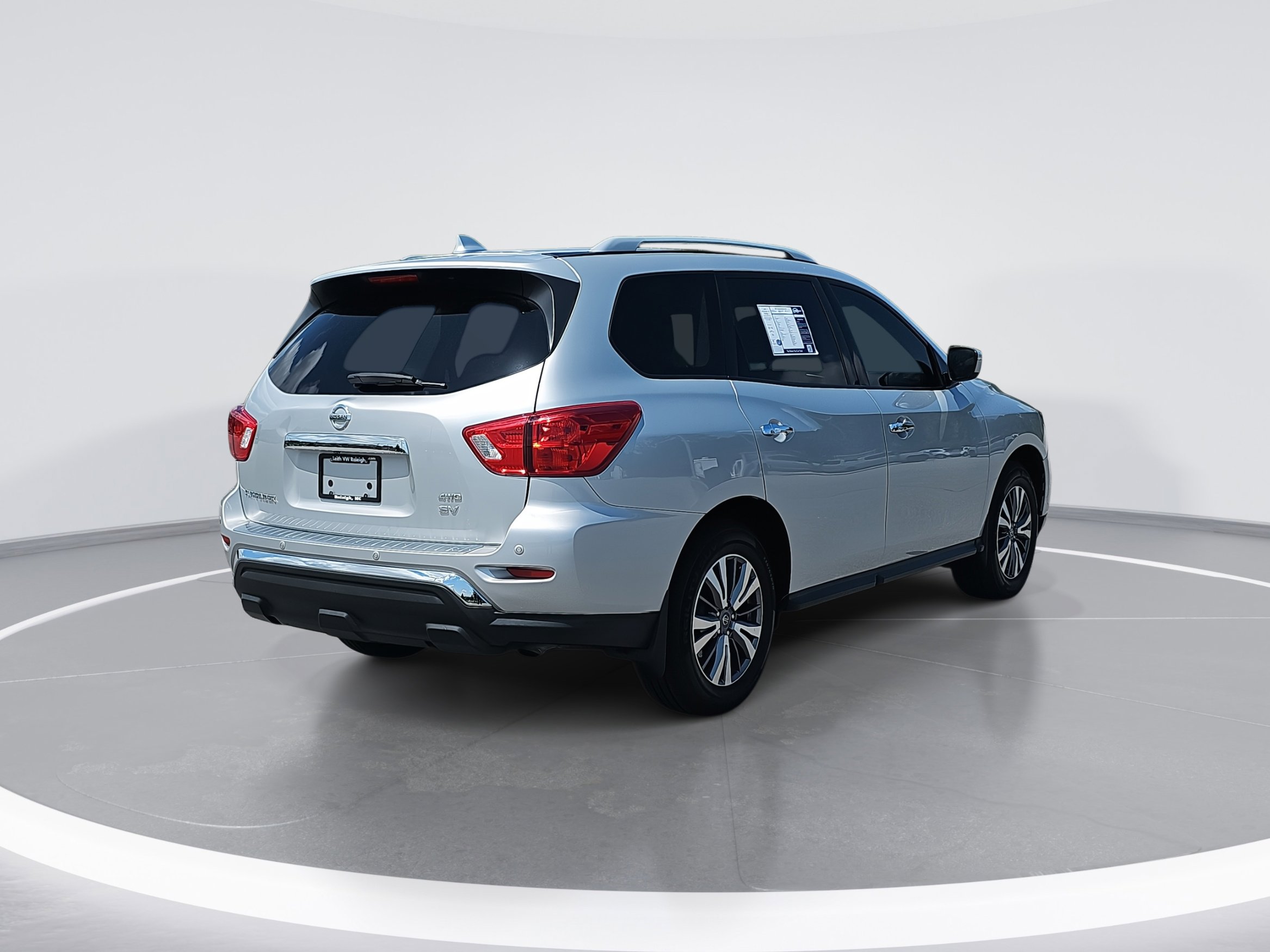 2020 Nissan Pathfinder 4x4 SV photo 3