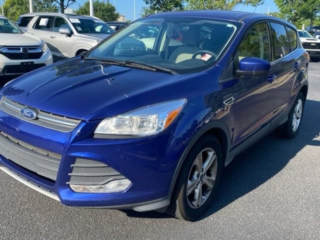 Used 2016 Ford Escape SE SUV