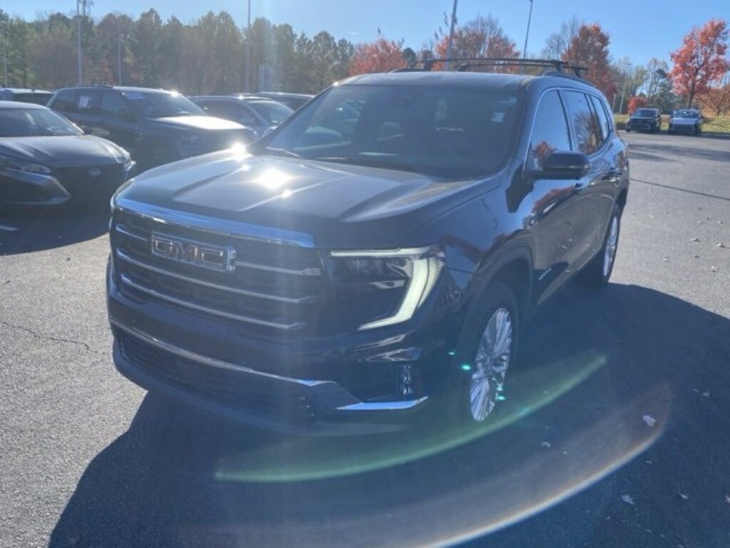 Used 2024 GMC Acadia Elevation SUV