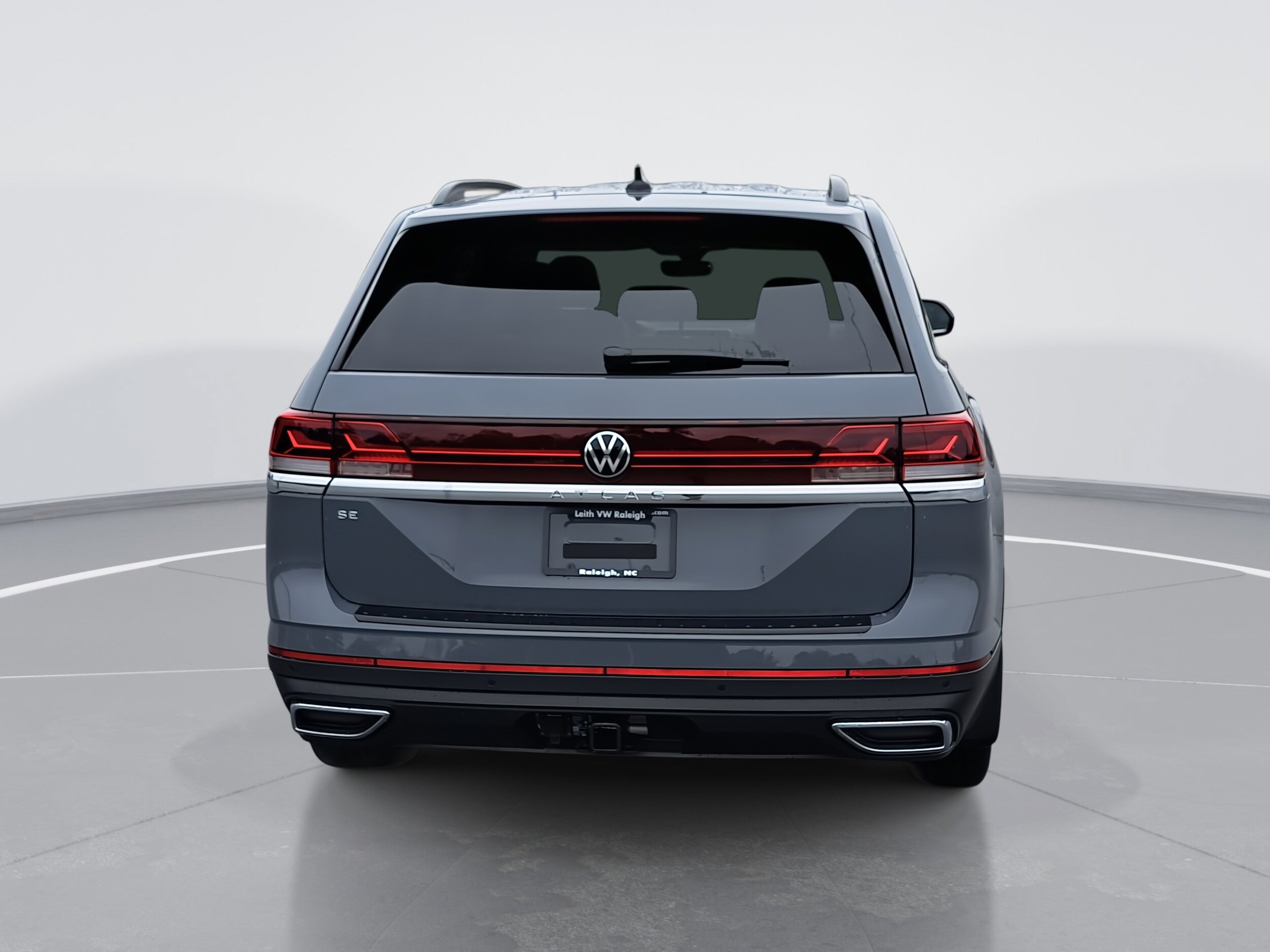 2026 Volkswagen Atlas SE Technology photo 3