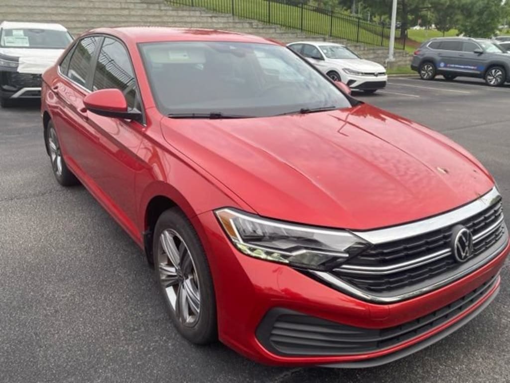 Used 2022 Volkswagen Jetta 1.5T SE Sedan