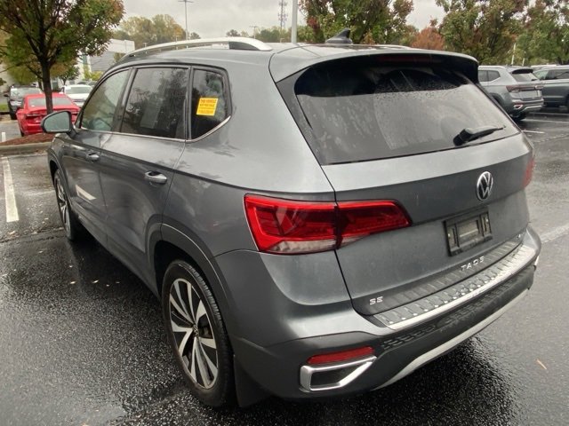 2022 Volkswagen Taos SE photo 3