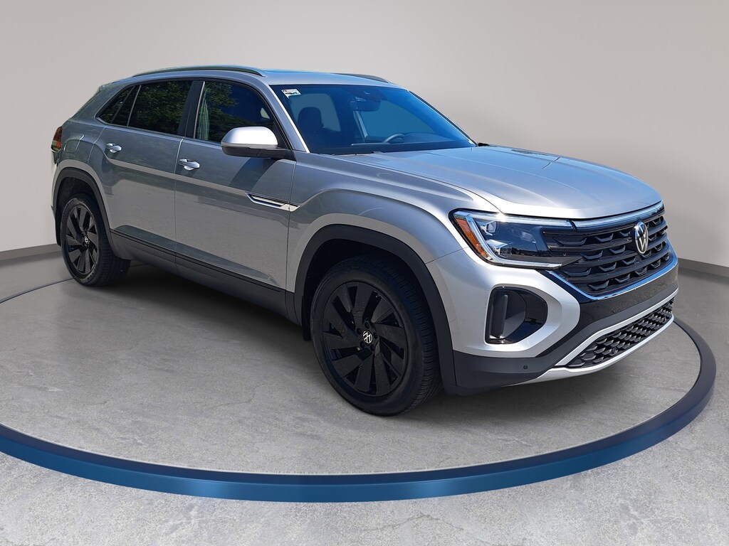 New 2026 Volkswagen Atlas Cross Sport 2.0T SE w/Technology SUV