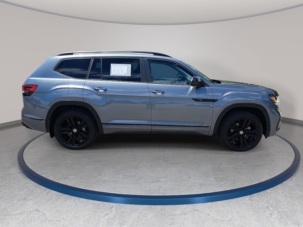 Certified 2022 Volkswagen Atlas 3.6L V6 SEL R-Line Black SUV
