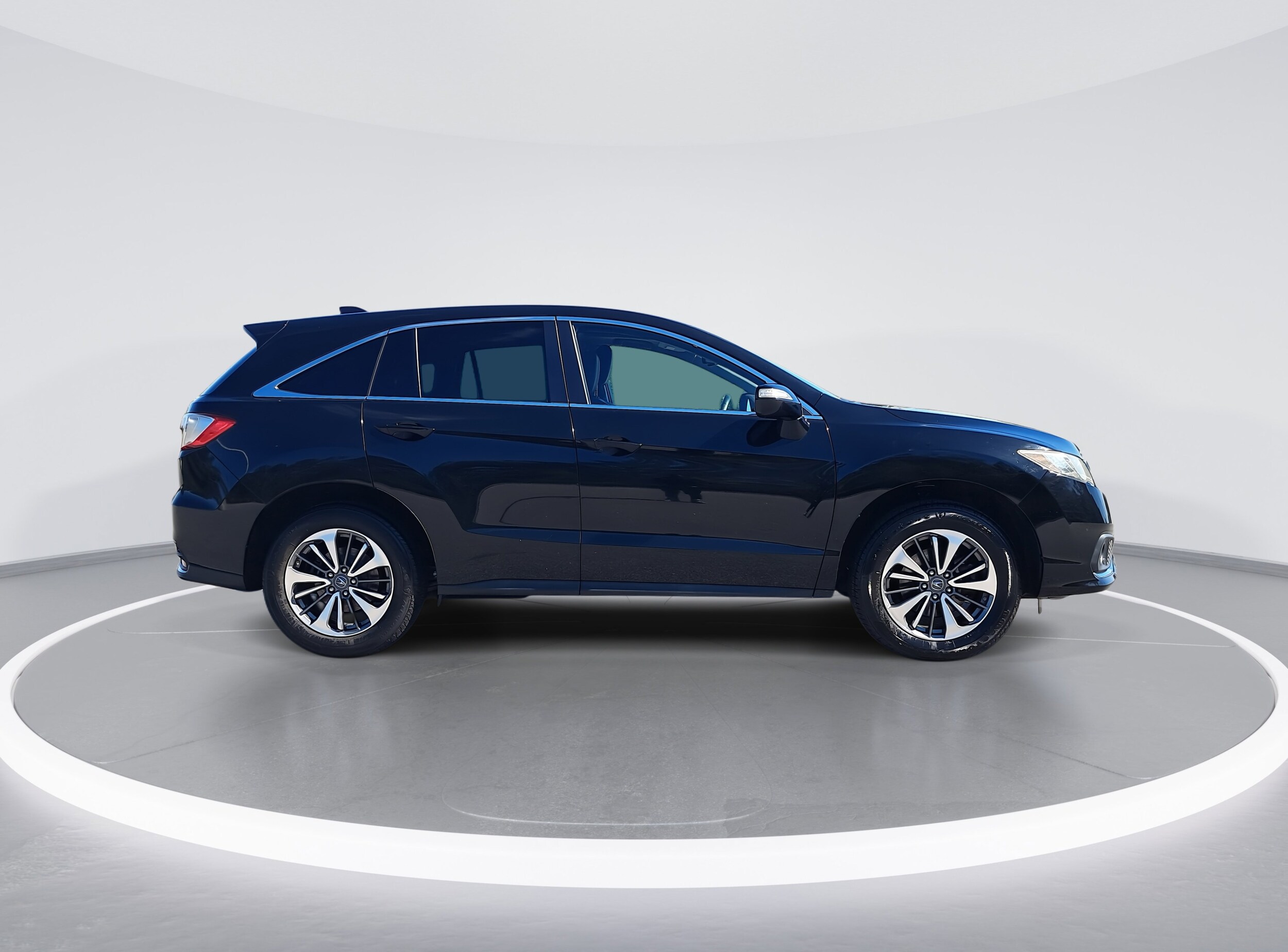 2016 Acura RDX Base Advance photo 2