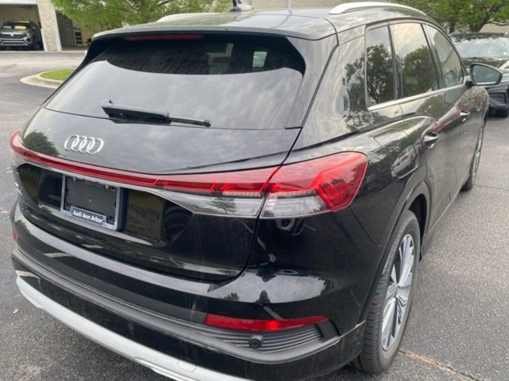 Used 2023 Audi Q4 e-tron 40 Premium SUV