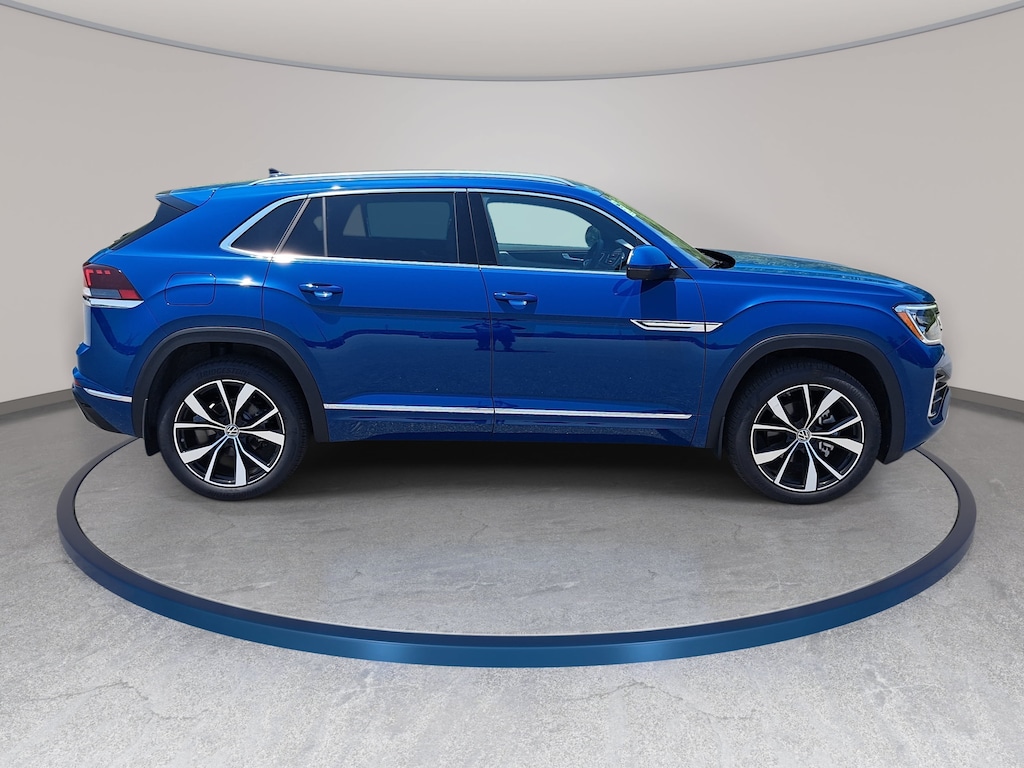 New 2026 Volkswagen Atlas Cross Sport 2.0T SEL Premium R-Line SUV