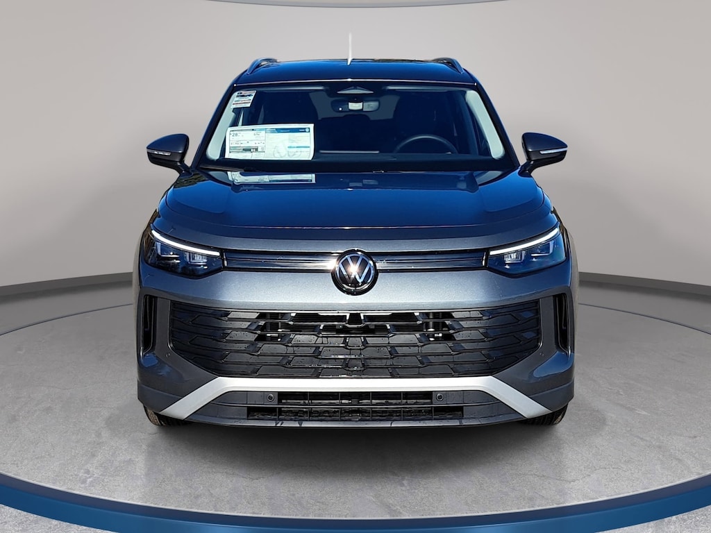 New 2026 Volkswagen Tiguan 2.0T SE SUV