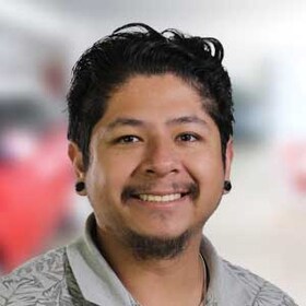 Staff member Beto Estrada from ID_6de9ec05c21c
