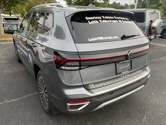 2025 Volkswagen Taos SE photo 3