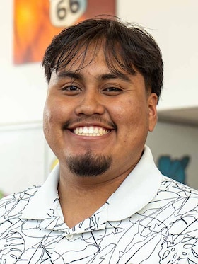 Staff member Eddy Lopez from ID_f4c9251370e5