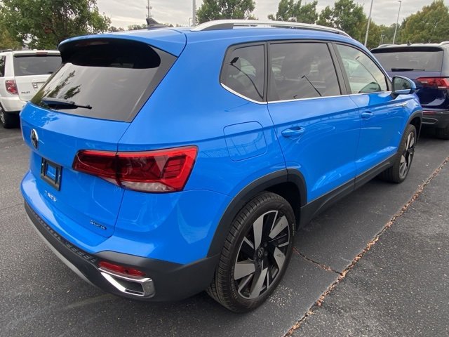 2024 Volkswagen Taos SEL photo 4