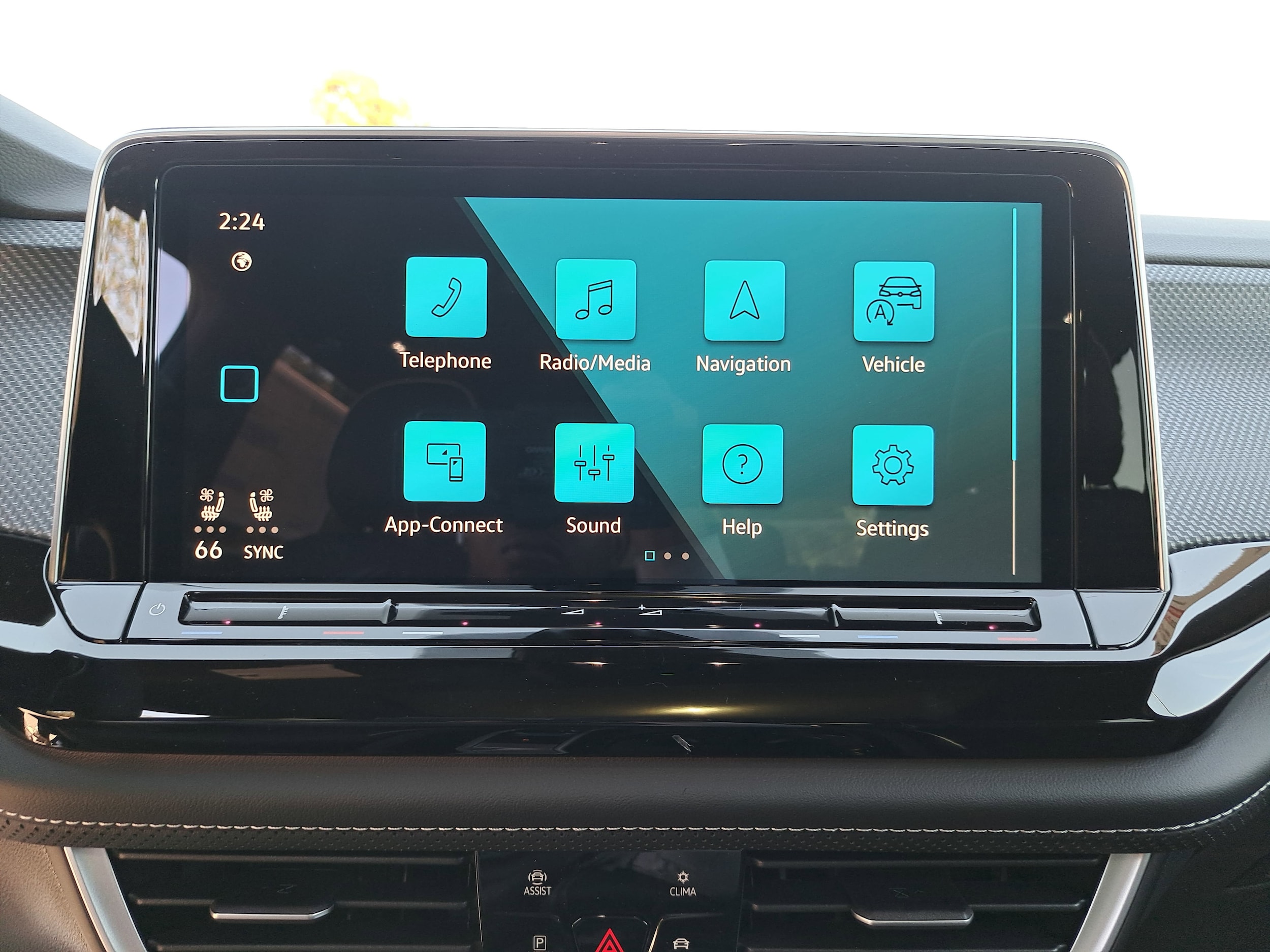 2026 Volkswagen Atlas Cross Sport SEL Premium R-LINE - Photo 24