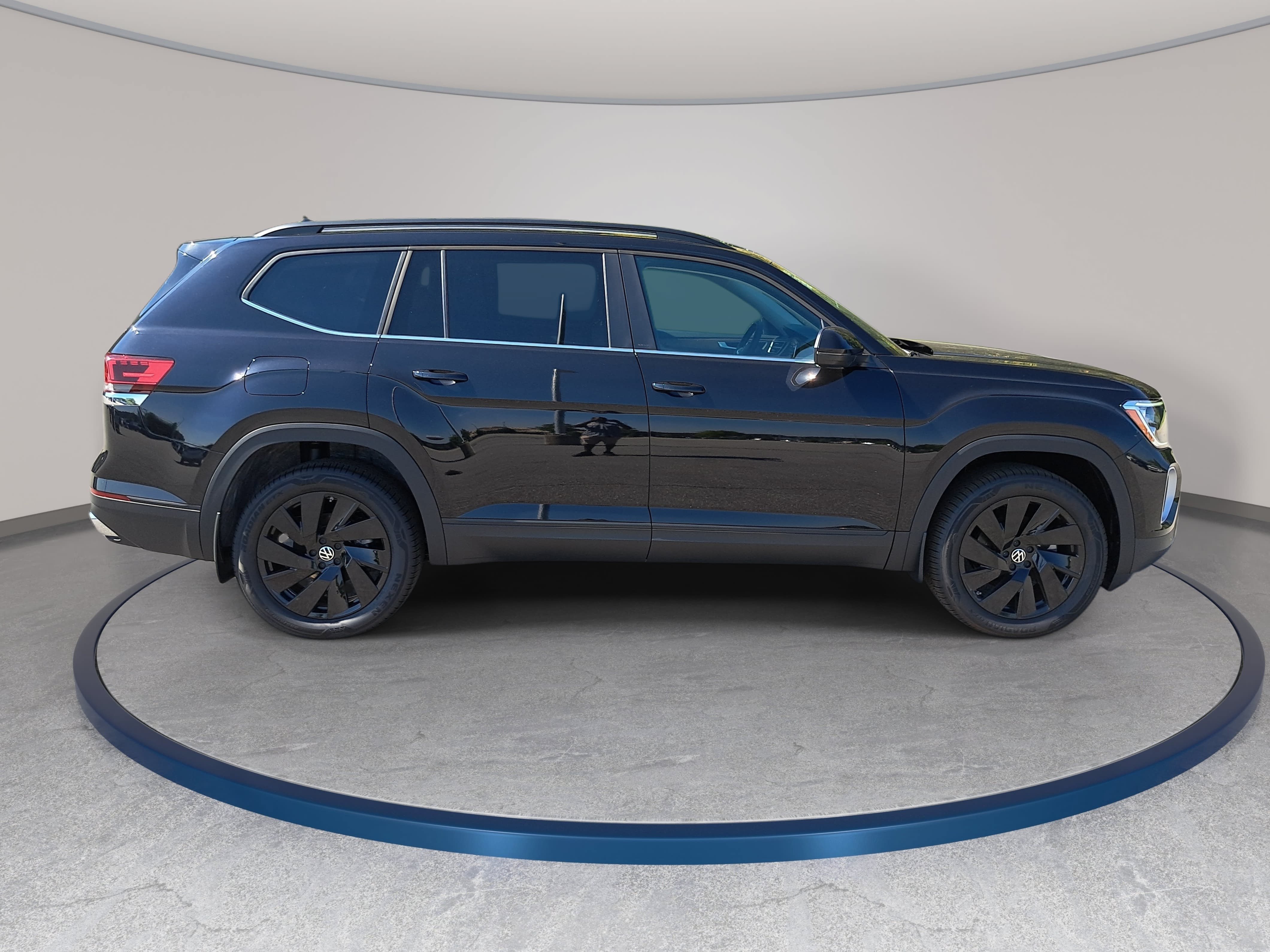 New 2026 Volkswagen Atlas SE w/Technology SUV