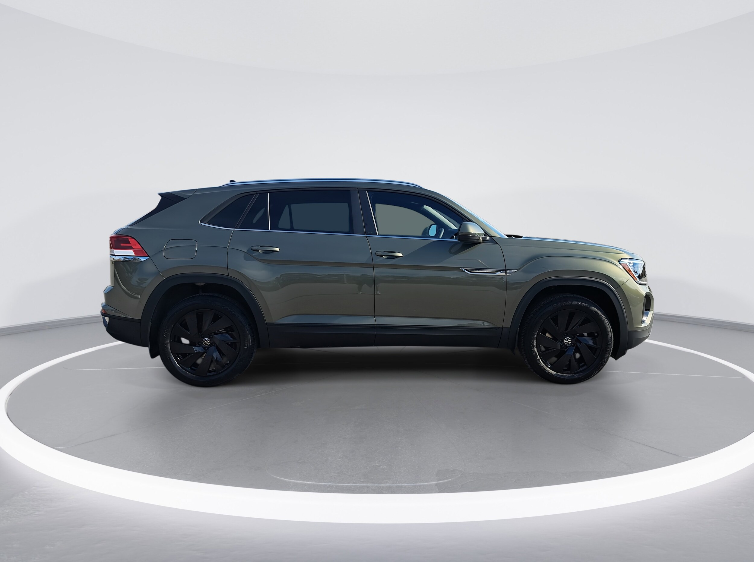 2026 Volkswagen Atlas Cross Sport SE Technology photo 2