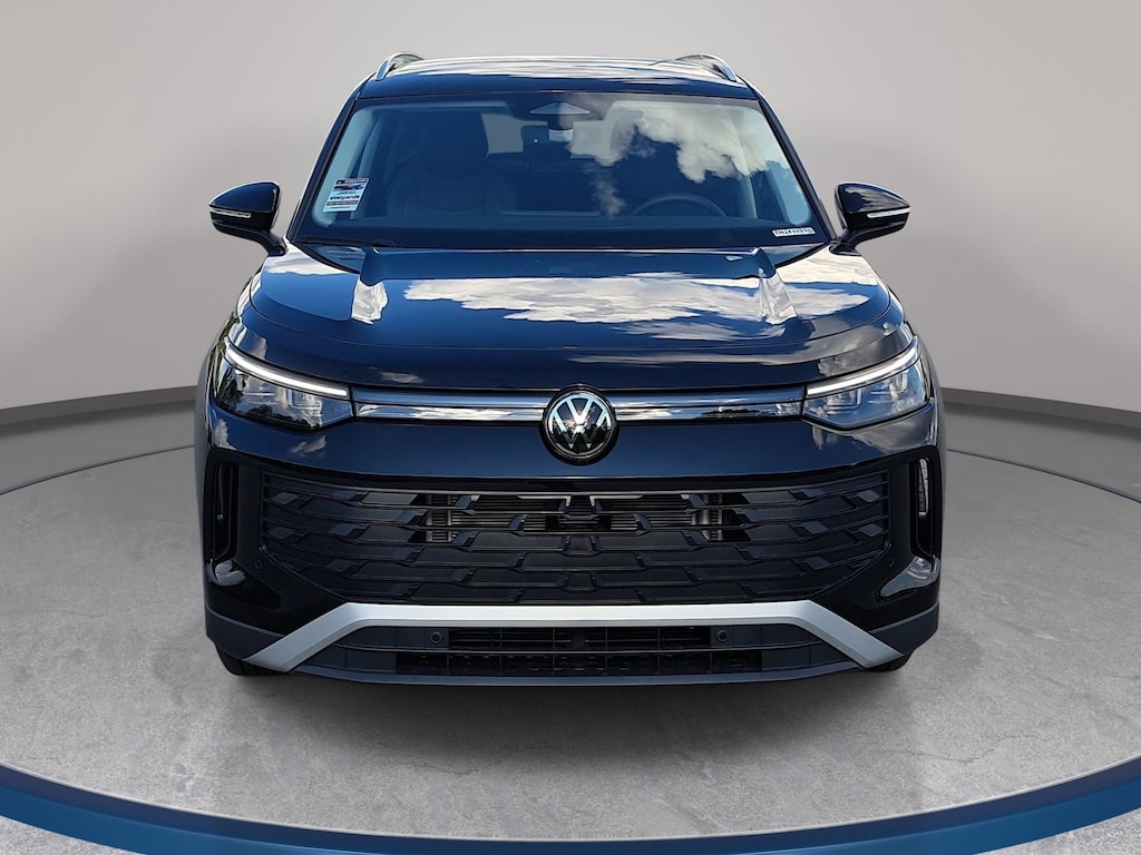 New 2026 Volkswagen Tiguan SE SUV