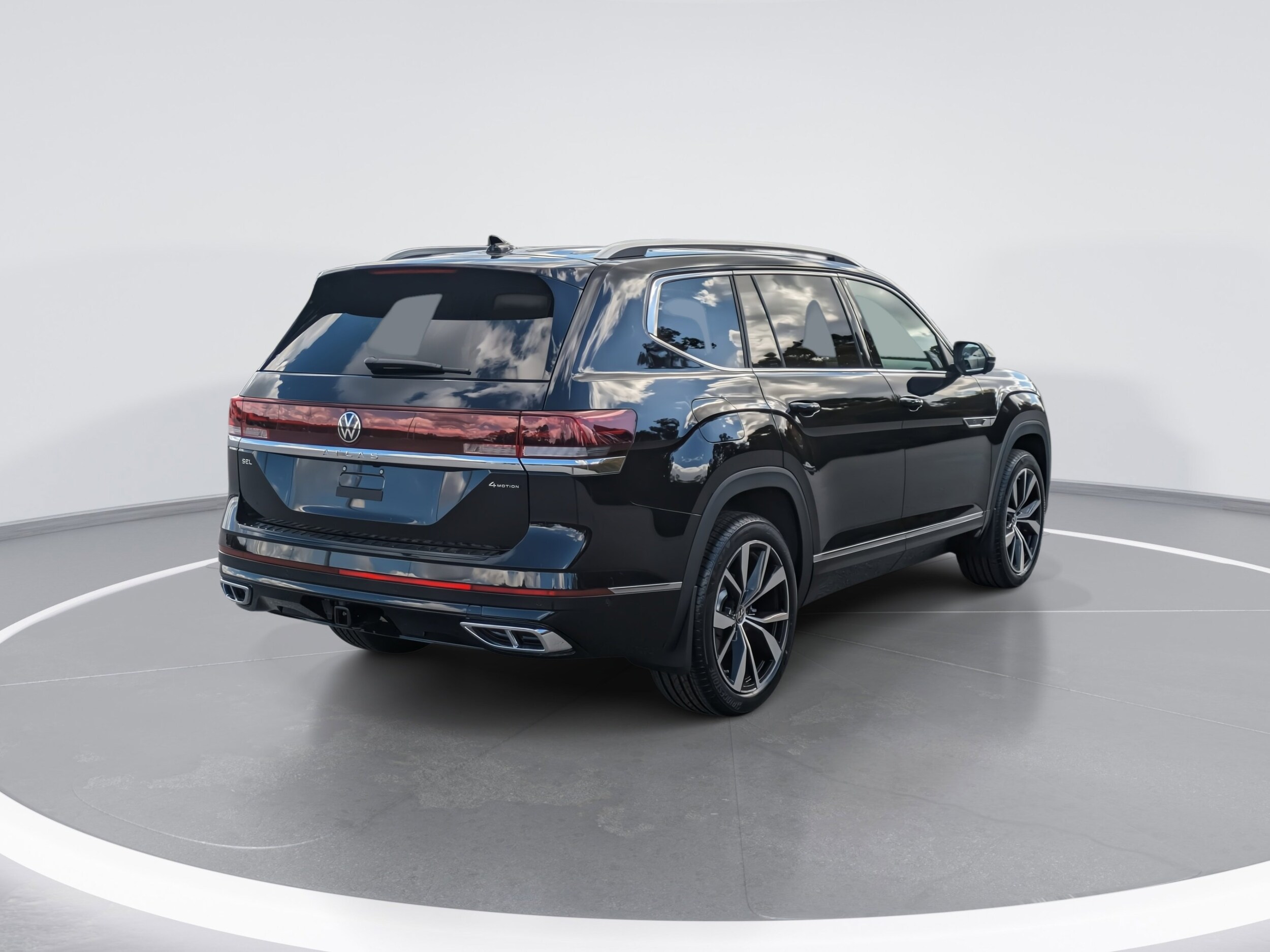 2025 Volkswagen Atlas SEL Premium R-Line photo 3