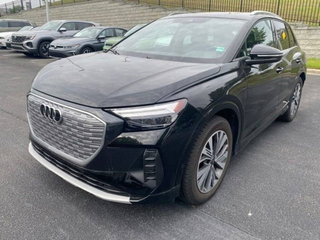 Used 2023 Audi Q4 e-tron 40 Premium SUV