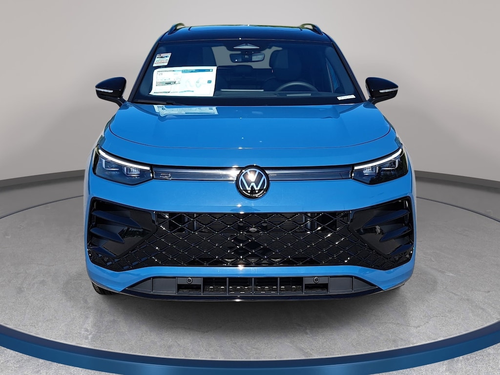 New 2026 Volkswagen Tiguan 2.0T SE R-Line Black SUV